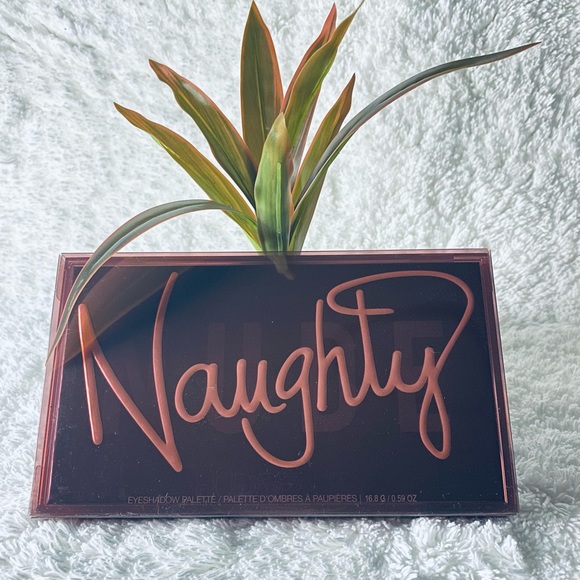 🚨RESTOCK🚨 HUDA BEAUTY NUDE NAUGHTY PALETTE 🎨 - Picture 2 of 5